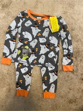 Mud Pie Halloween  Glow-in-the-Dark Pajama Set - Gray & Orange